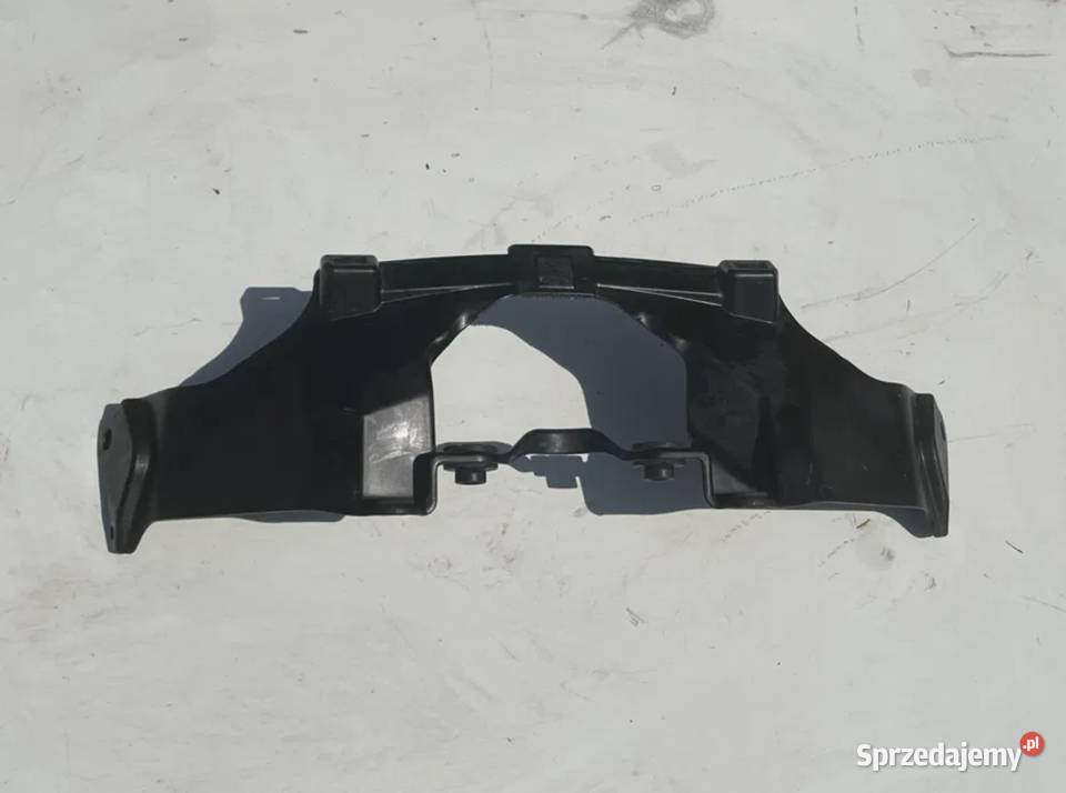 osłona obudowa owiewka łączenie baku Suzuki GSXS Ostrzeszów