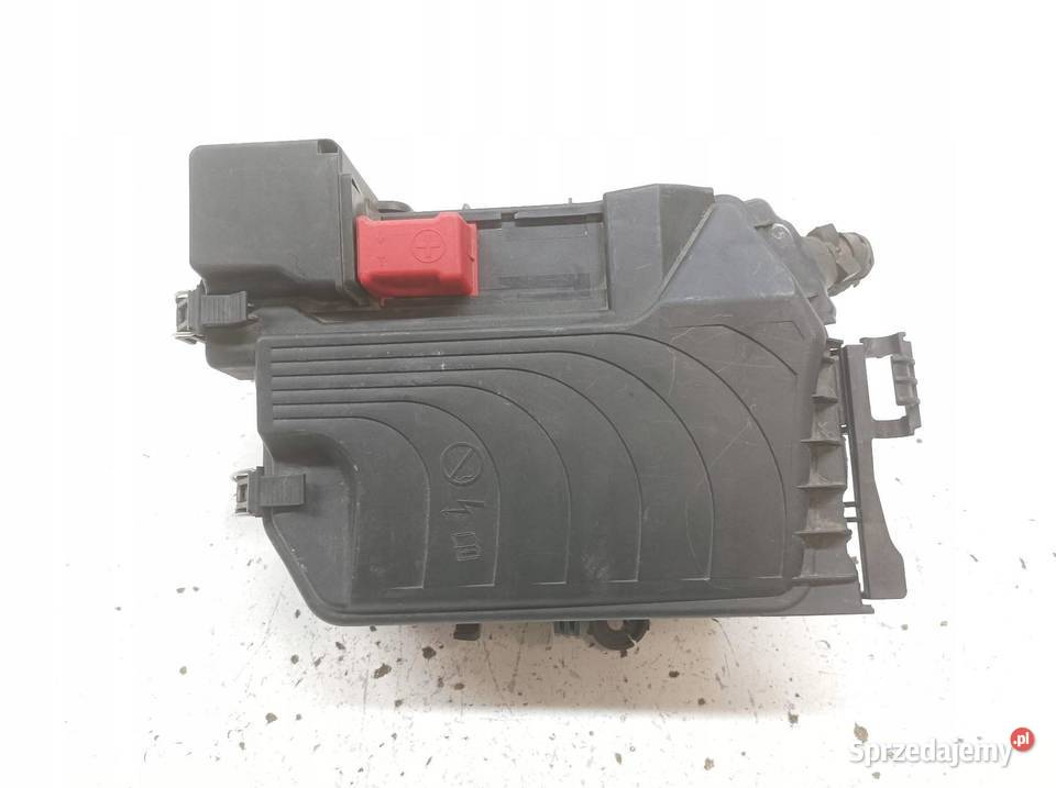 SKRZYNKA BEZPIECZNIKÓW 20 D 360 C117 Rok produkcji 2015 Skrzynki bezpieczników świętokrzyskie