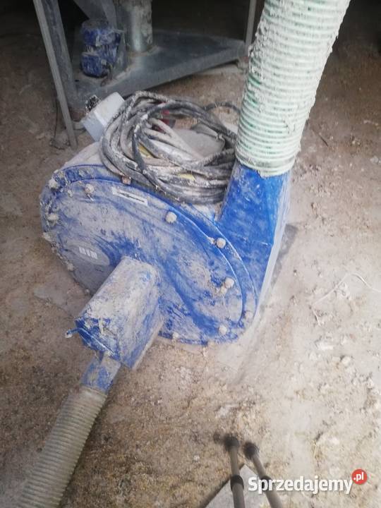 Śrutownik ssąco tłoczący plus mieszalnik BIN Radomin