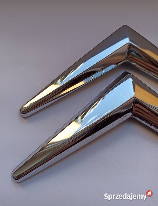 Emblemat znaczek maski Citroen C3 Pluriel Lipno