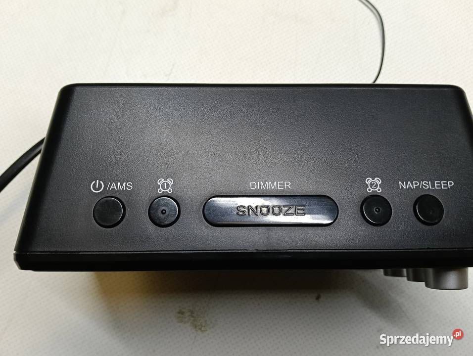 budzik cyfrowy z radiem AMFM