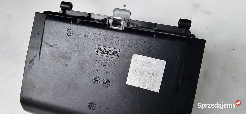 Popielniczka mercedes w203 clasic 2036800852 osobowe Zbąszyń