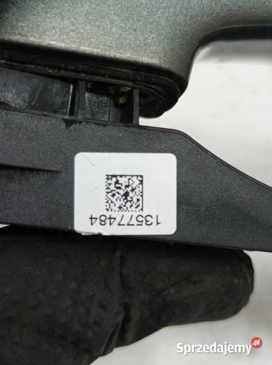 KLAMKA ZEWNĘTRZNA LEWA PRZÓD Z10A Opel Astra IV osobowe Klamki