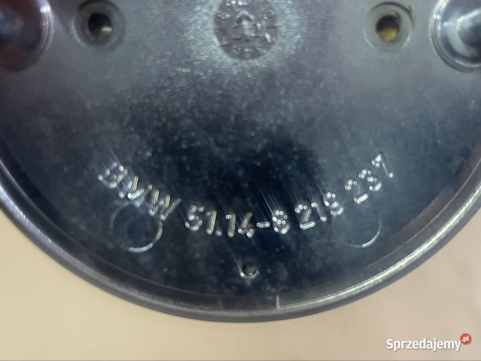 8219237 emblemat znaczek klapy bmw 3 e46 5 e39 Szczecin