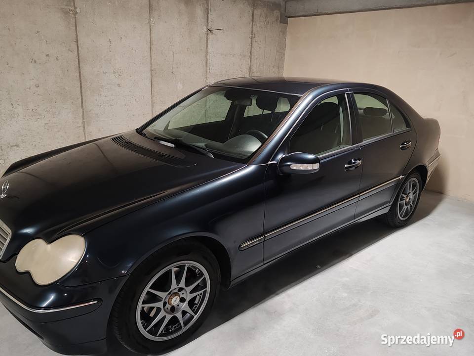 Mercedes w 203 22 cdi 115 manualna skrzynia 6 Rok produkcji 2003 Klasa C Przeworsk sprzedam