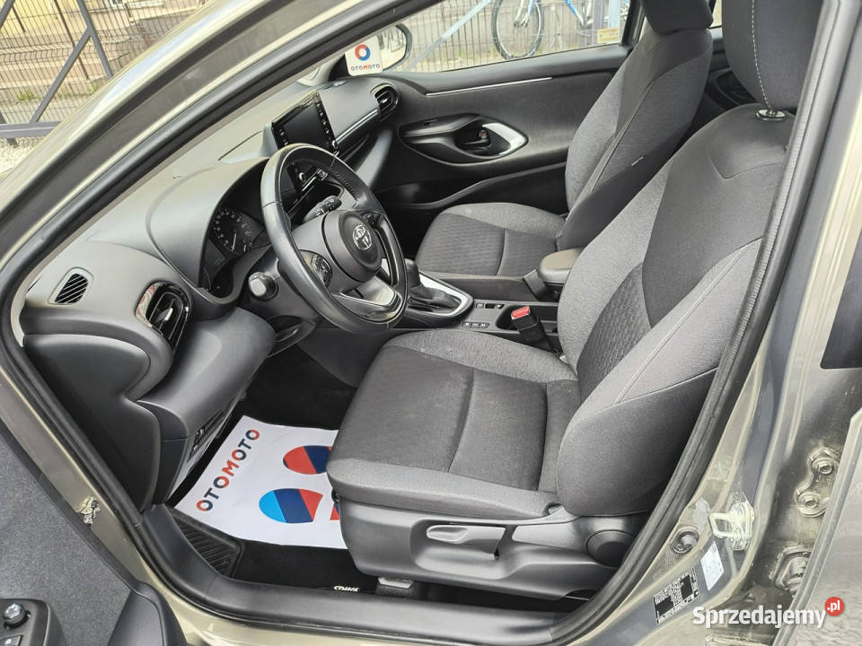 Toyota Yaris Toyota Yaris Salon mały przebieg IV 116KM Bydgoszcz