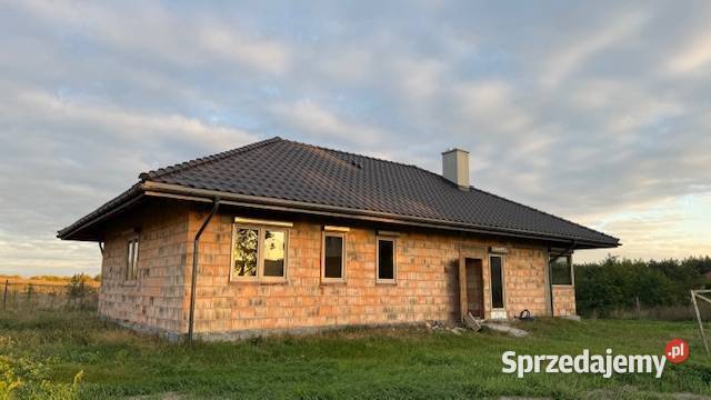 Na sprzedaż dom jednorodzinny w miejs Benignowo mieszkalny sprzedam