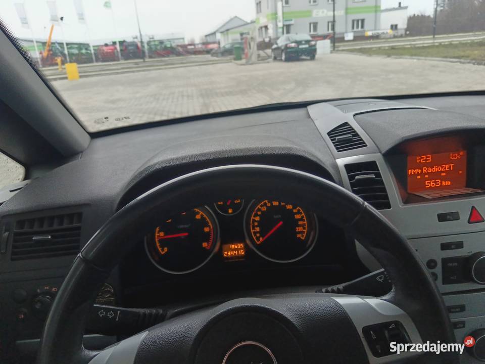 Opel zefira 17 Kropiewnica-Gajki sprzedam