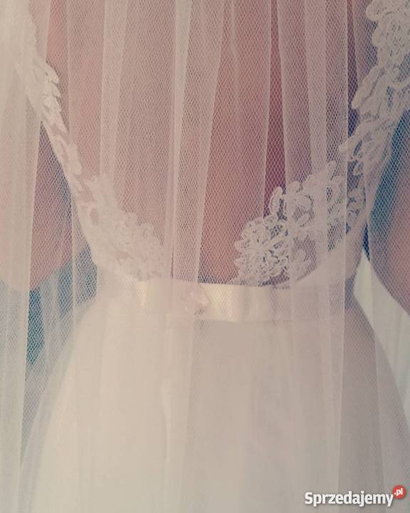 Suknie ślubne i wieczorowe sprzedam