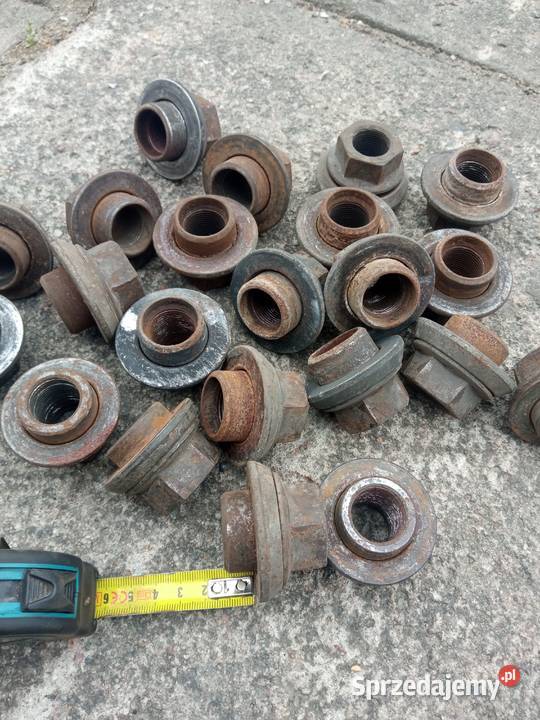 Nakrętka koła z tulejką do felg aluminiowych na łódzkie Pajęczno
