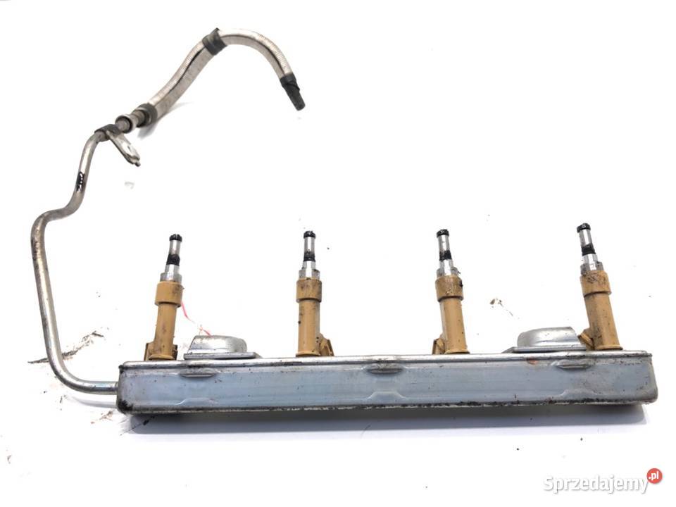 LISTWA WTRYSKOWA Z WTRYSKAMI LEXUS CT 2325037010