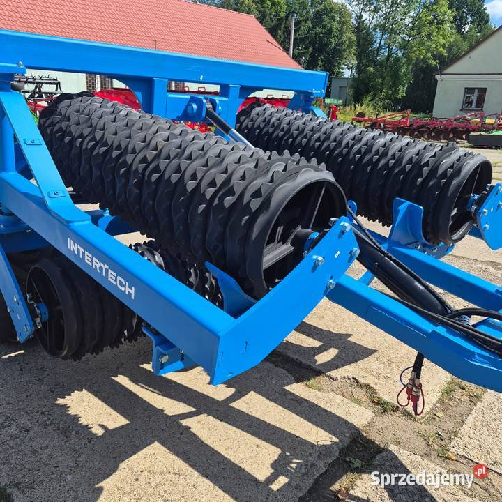 Wał posiewny łąkowy InterTech IT53m 530 w Wały