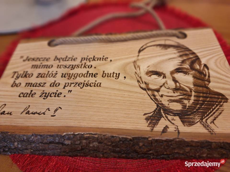 Deseczka okolicznościowa z grawerem z zawieszka Strzyżów