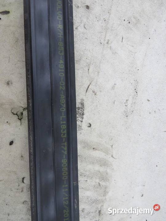 LISTWA DACHOWA RELING PRAWY VOLVO XC60 lubelskie