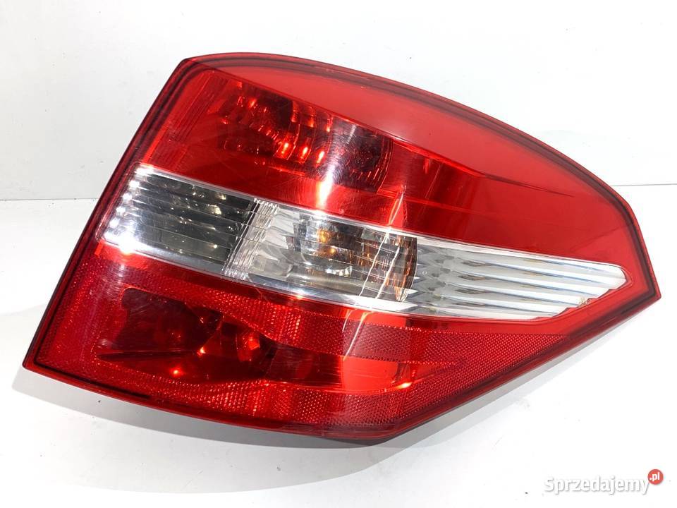 LAMPA PRAWY TYŁ RENAULT LAGUNA III 265500002R osobowe