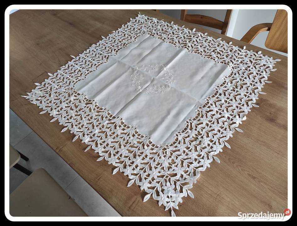 Obrusy obrusiki serwety i serwetki duży zestaw Płock sprzedam