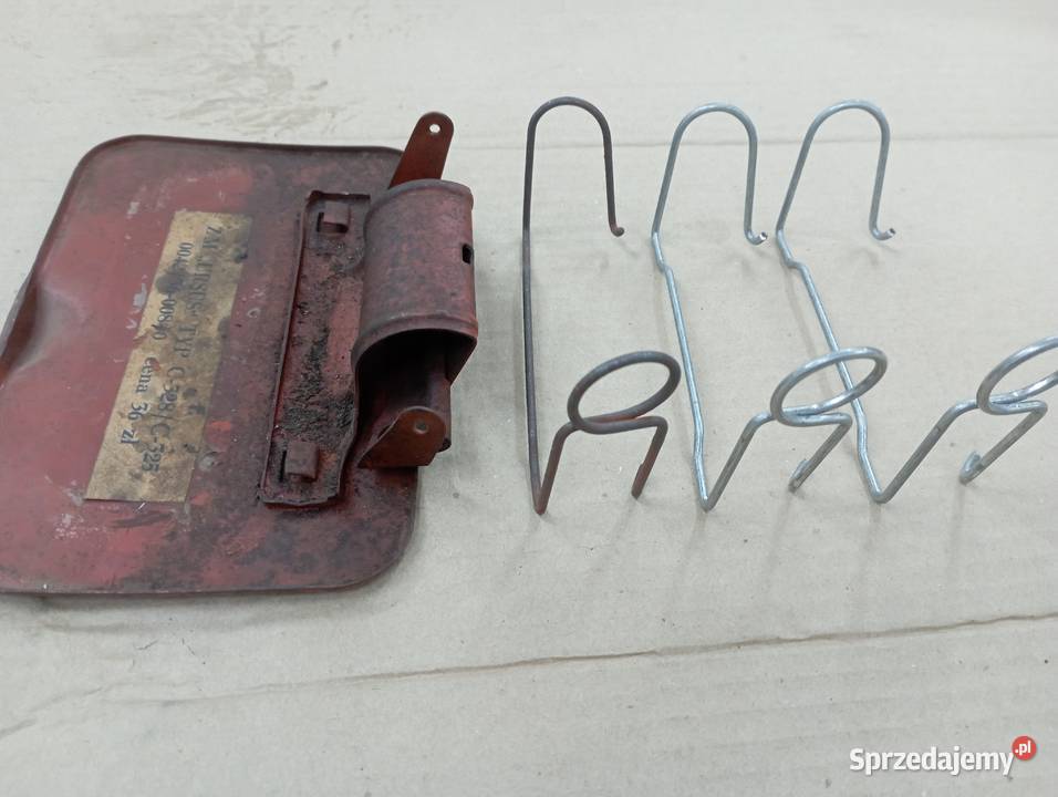 Sprężyna sprężynka klapki maski Ursus C 325 C325 wielkopolskie Słupca sprzedam