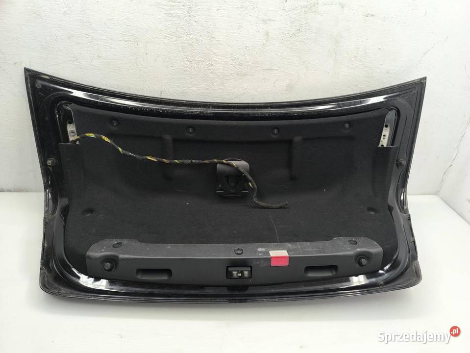 KLAPA BAGAŻNIKA MERCEDES ECLASA W212