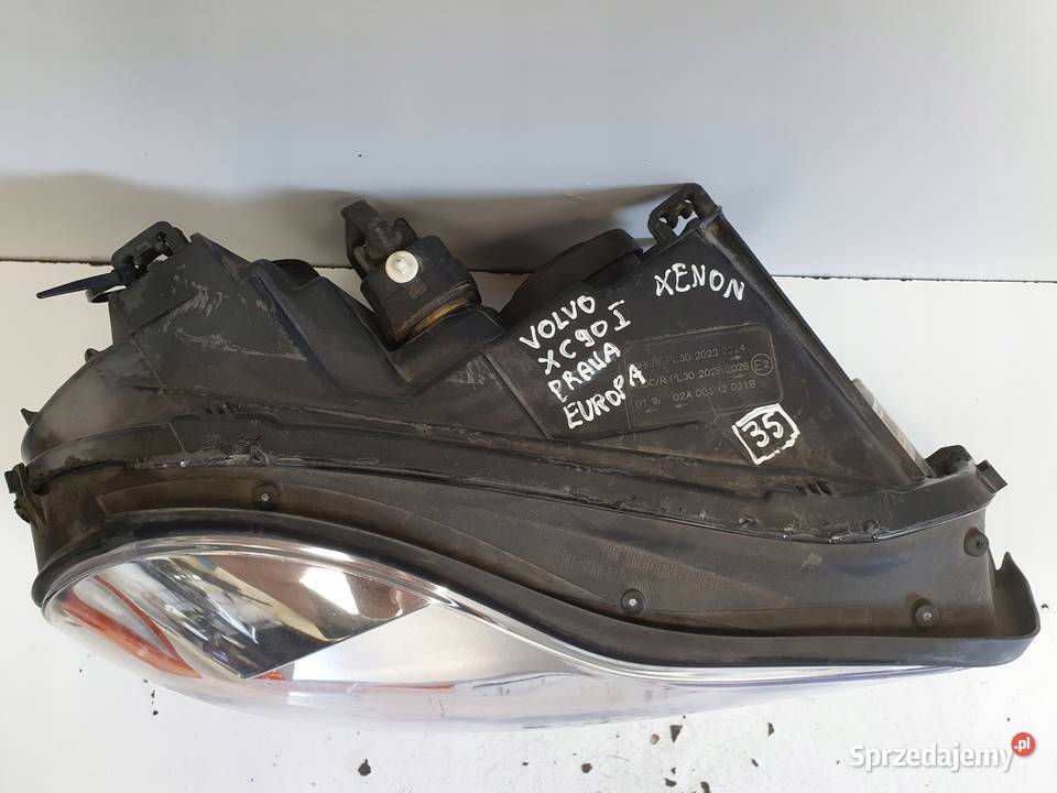 LAMPA PRAWA Volvo XC90 XENON PRZEDNIA prawy Lampy przednie lubelskie Rudka sprzedam