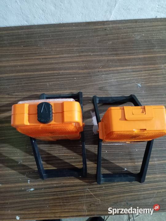Lampy ostrzegawcze hella 2 sztuki nowe Pozostałe Police sprzedam