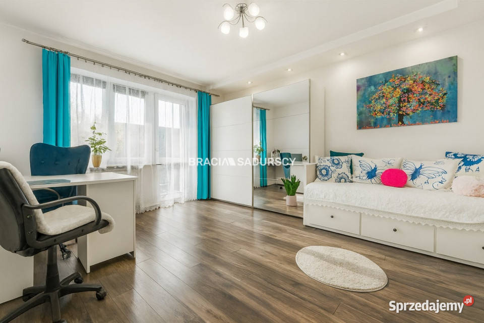 sprzedaży domu wolnostojącego Kraków 220m2 mieszkalny