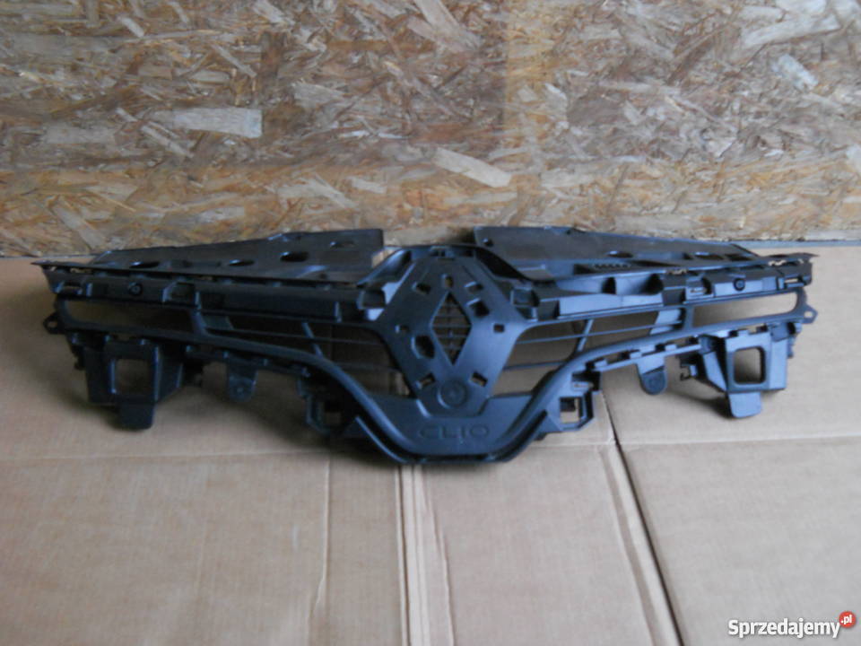 RENAULT CLIO IV ATRAPA GRILL Siechnice