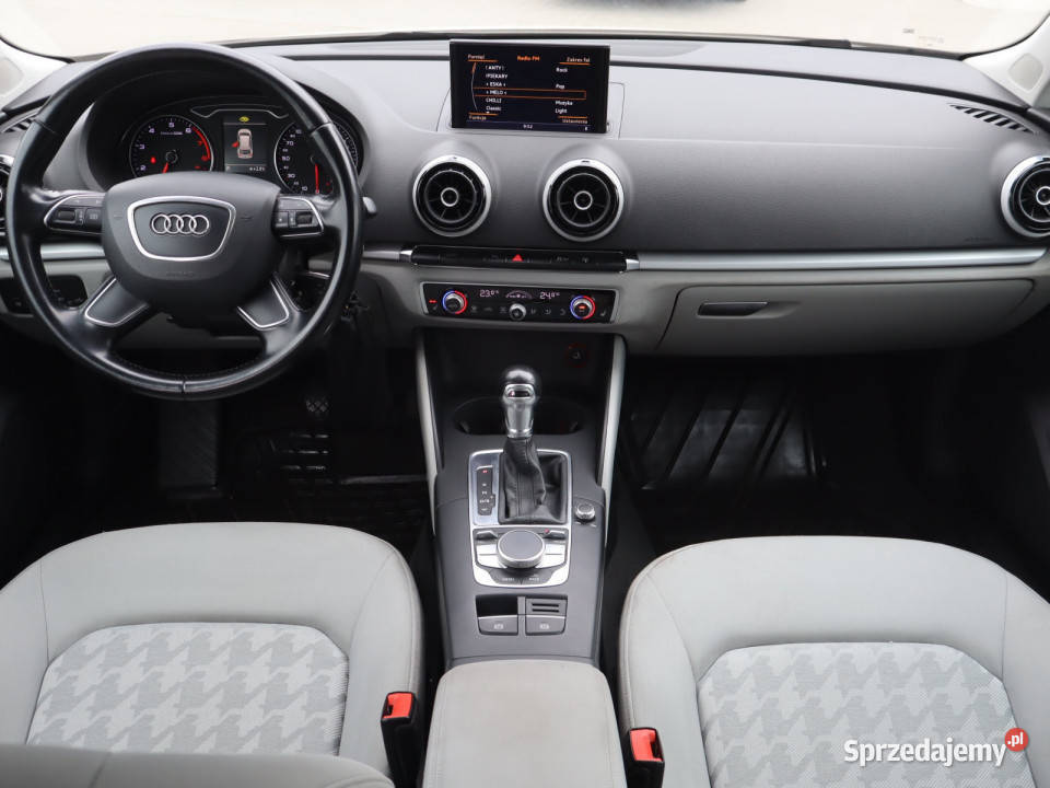 Audi A3 14 TFSI automatyczna śląskie