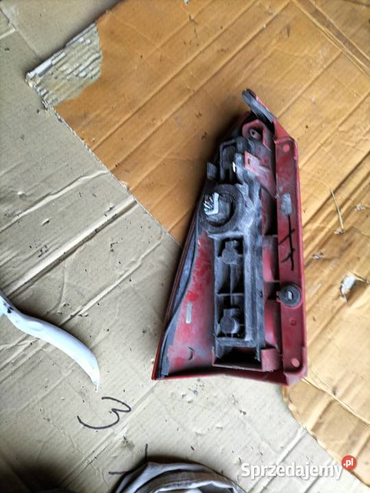 LAMPA TYŁ TYLNA PRAWA FORD FOCUS MK1 KOMBI Kamień-Kolonia sprzedam