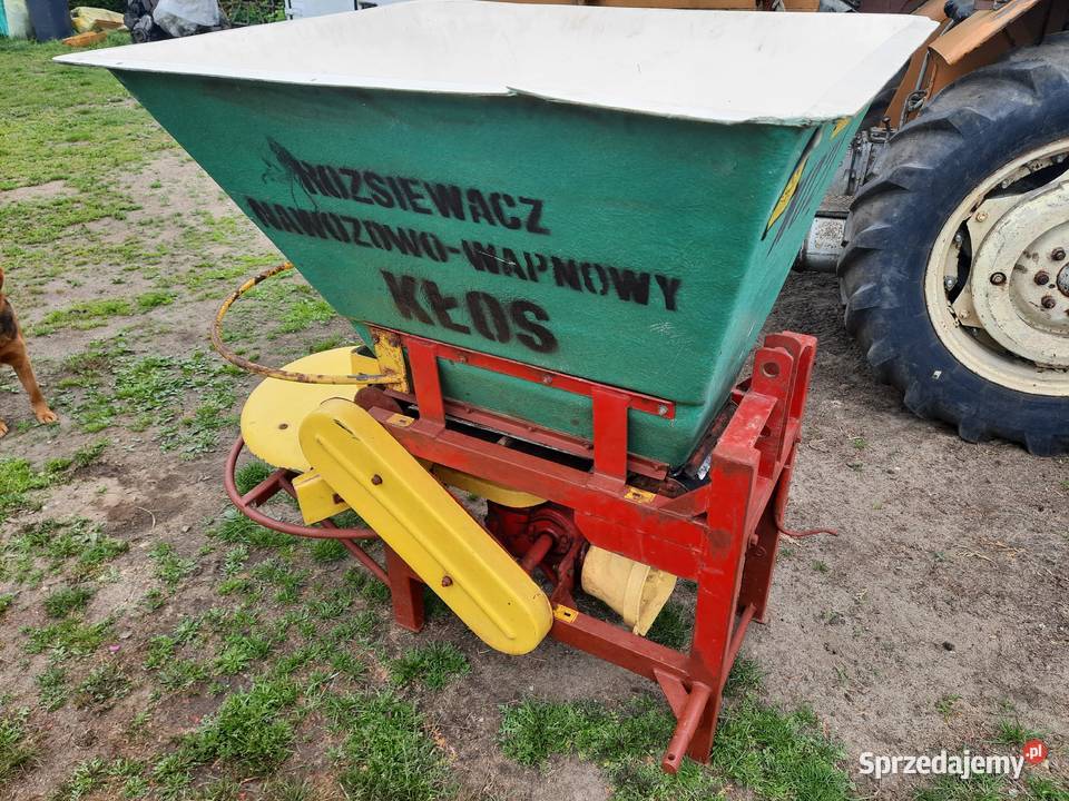 Rozsiewacz do nawozów KŁOS N021 nieuszkodzony Bucze