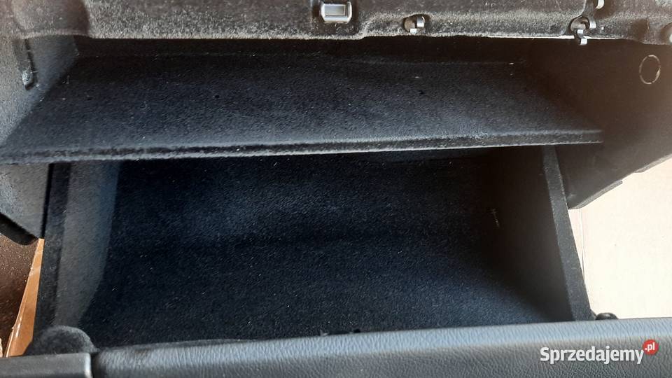 schowek pasażera prawy mercedes c w203 czarny sprzedam