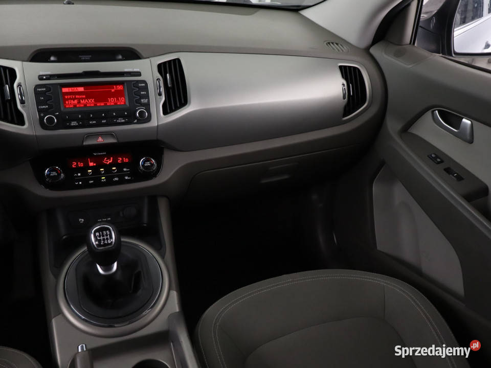 Kia Sportage 17 CRDi gniazdo USB Bielany Wrocławskie