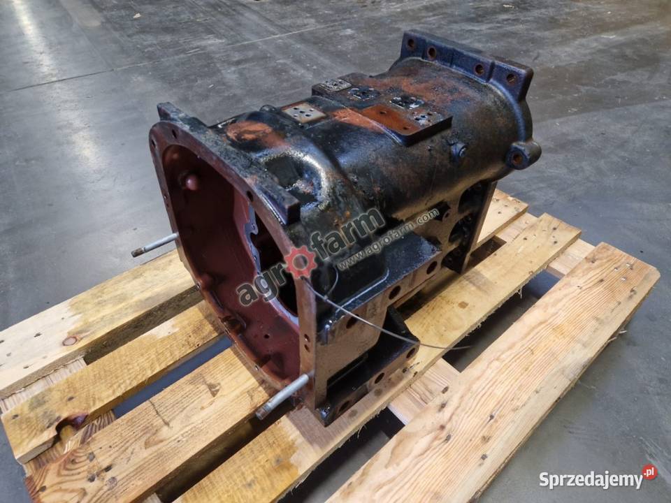 Obudowa skrzyni biegów Case Luxxum 120 110 100