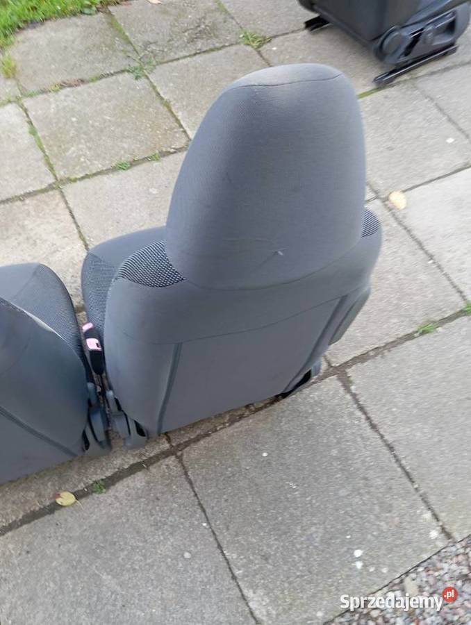 PEUGEOT 107 FOTELE PRZÓD