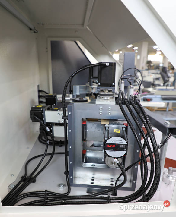 Zagniatarka naroży aluminiowych APEX AUTO servo Obodowo