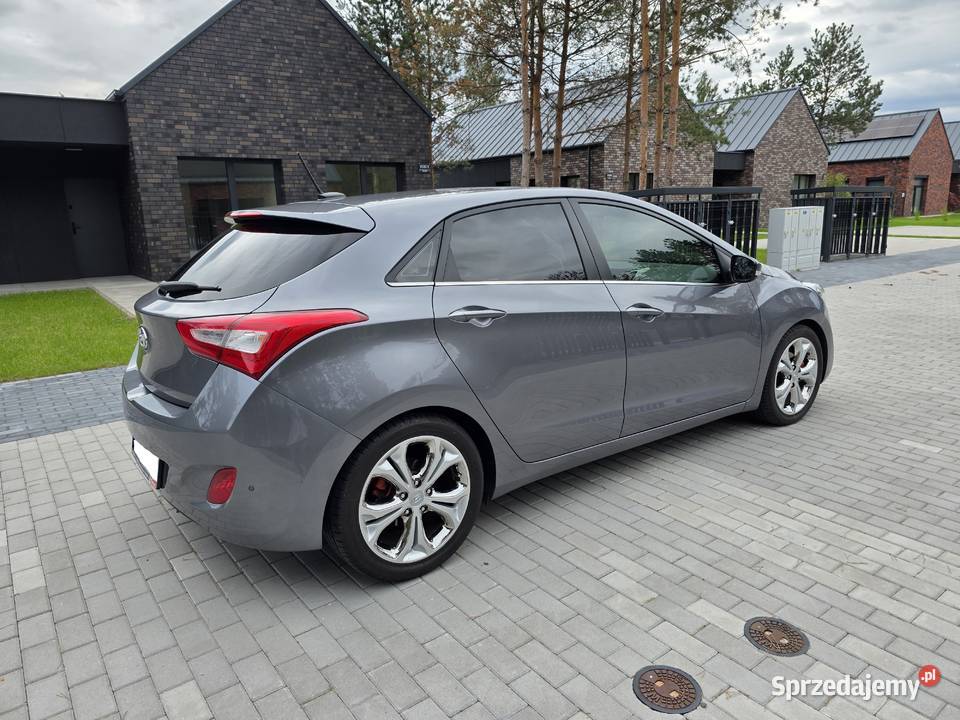 Hyundai i30 II Premium Navi Kamera niskie Białobrzegi