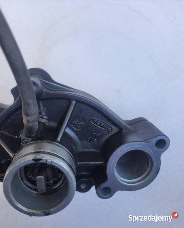 Yamaha TENERE 1200 pompa wody