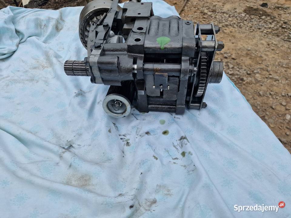 Massey Ferguson 690 pompy hydrauliczne Ostrowiec Świętokrzyski sprzedam