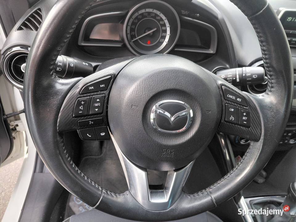 MAZDA 2 SKYACTIV TECHNOLOGY 2015r 15 16V 90 155