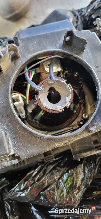 Sprzedam lampy xenon bmw e46