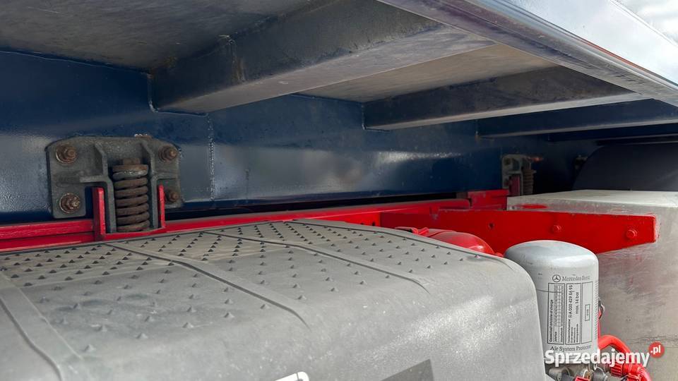 Mercedes Econic śmieciara trzyosiowa NTM 20m3 Śmieciarki Samochody ciężarowe świętokrzyskie Nowiny