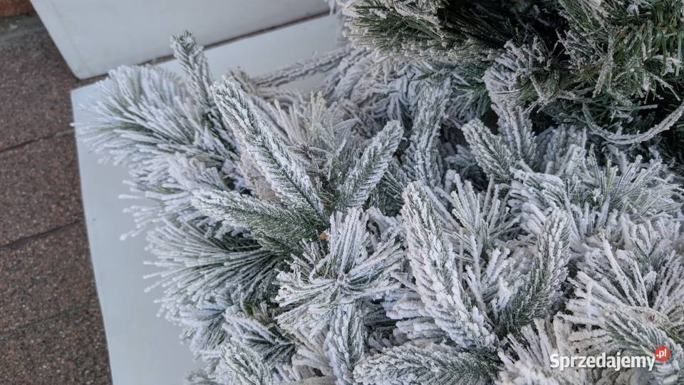Choinka sztuczna ośnieżona Costway 225 Boże Narodzenie Jadowniki sprzedam