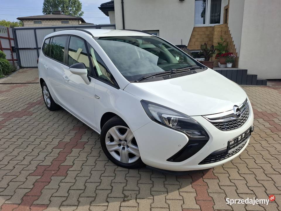 Opel Zafira 14 Benzyna 140Serwis 140KM Zafira Pawłów