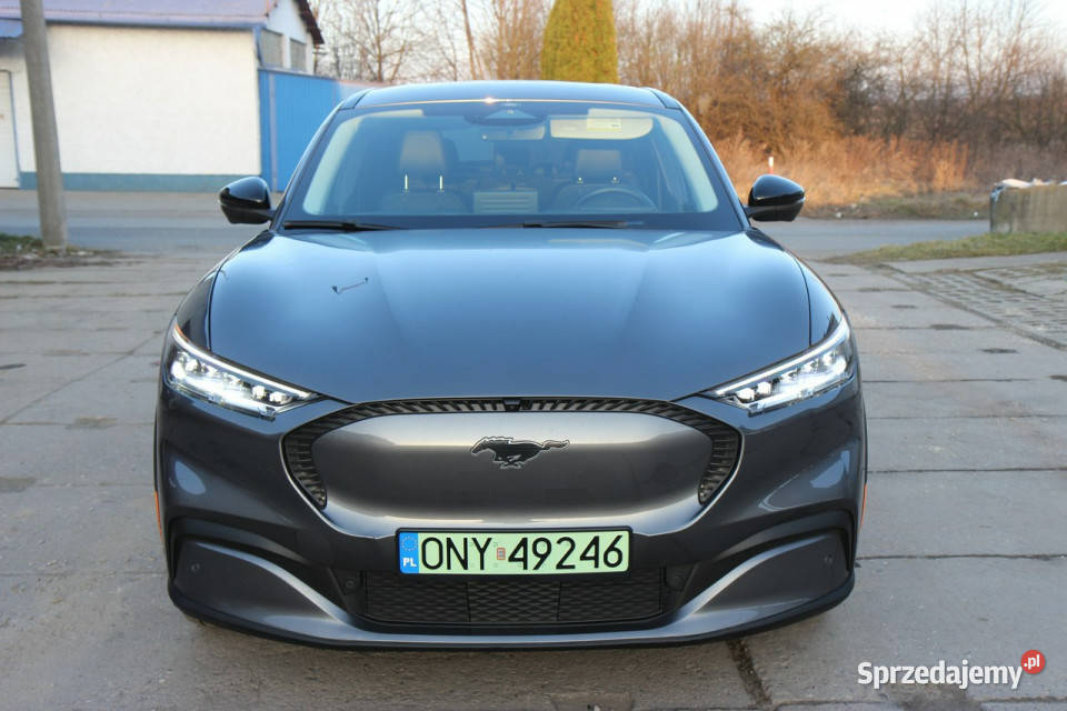 Ford Mustang MachE 2023 Elektryk 294 610 Zasięg isofix Nysa