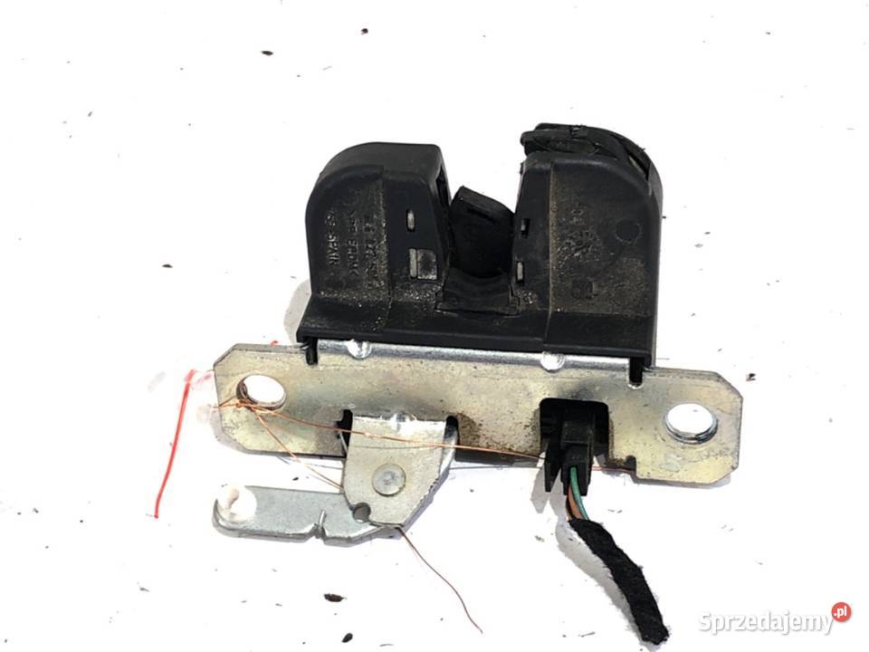 ZAMEK KLAPY TYŁ SEAT LEON I Hatchback 6L6827505A Zamki, wkładki i kluczyki