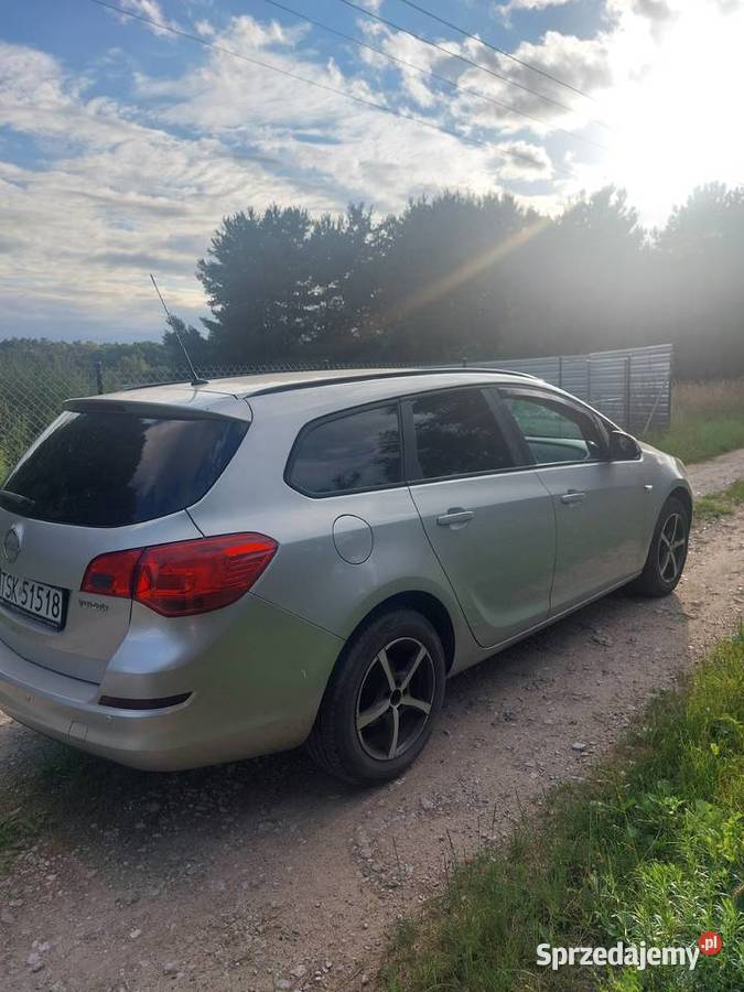 Opel Astra J 2011 14 turbo kombi Motoryzacja Bełdów