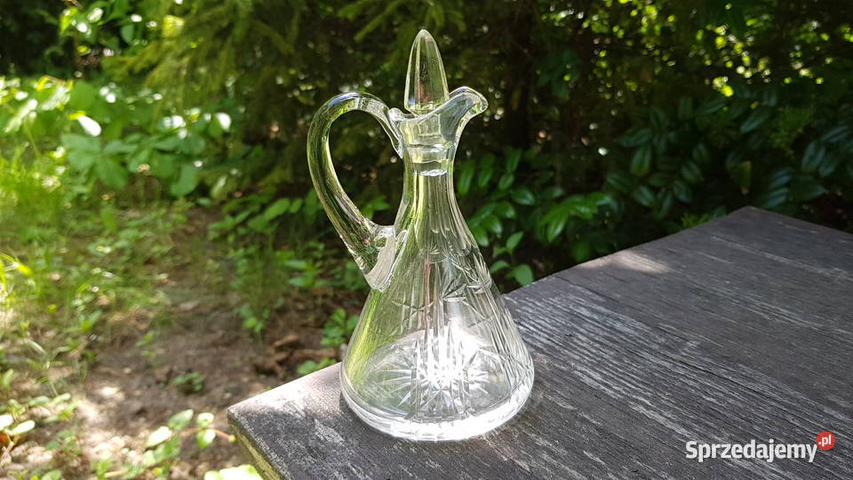 Mały kryształowy dzbanuszek sprzedam