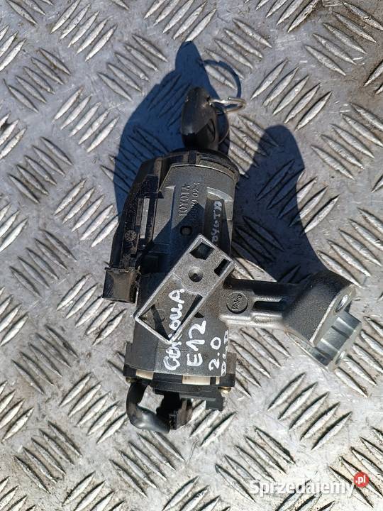 Stacyjka kluczyk Toyota Corolla E12 Niwka