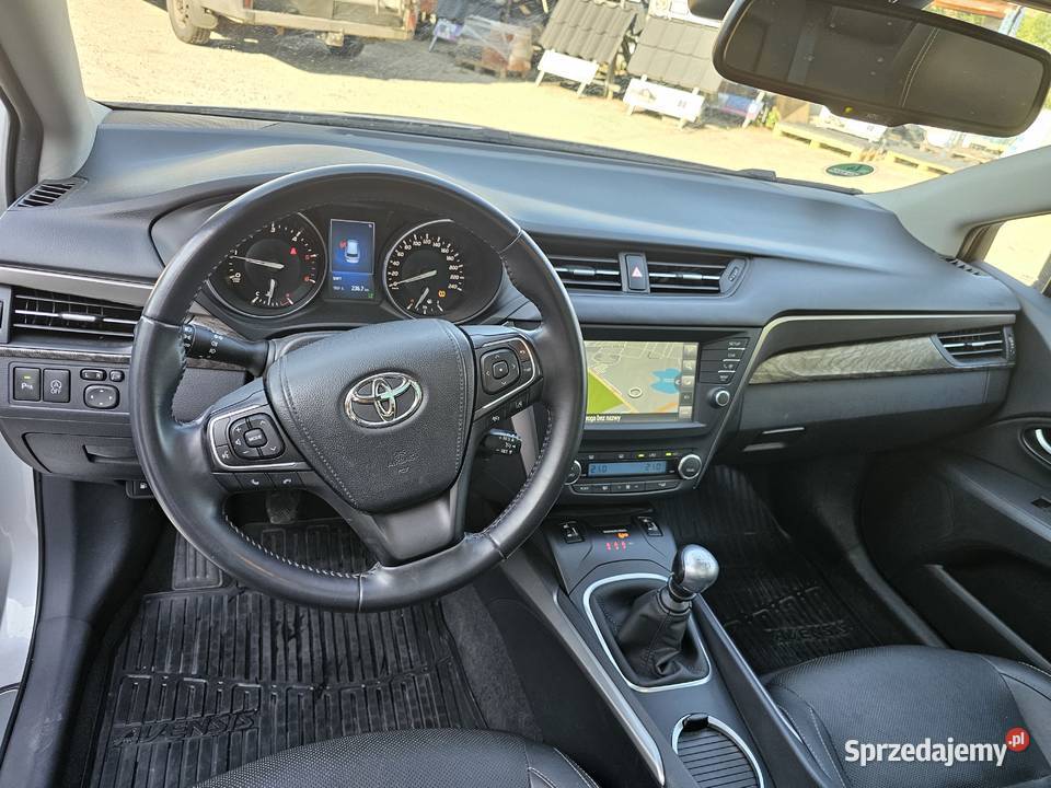 Sprzedam Toyotę Avensis Włocławek sprzedam
