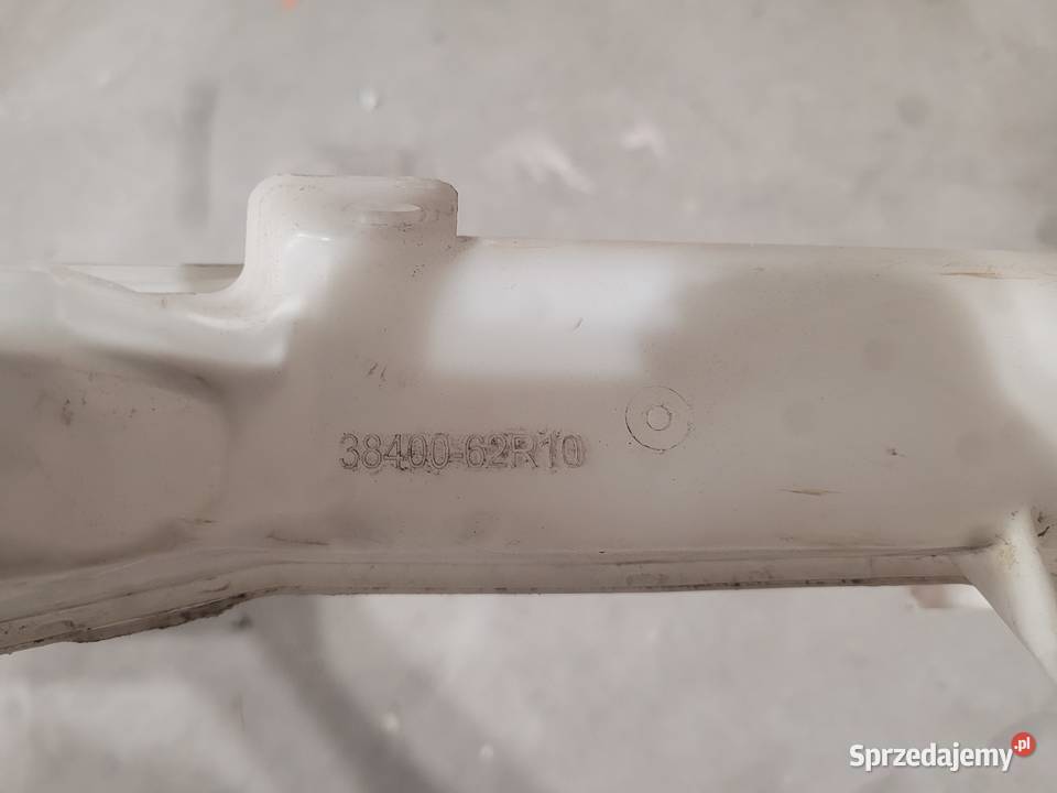 Suzuki ignis III 16 17 zbiorniczek spryskiwaczy podkarpackie Krosno