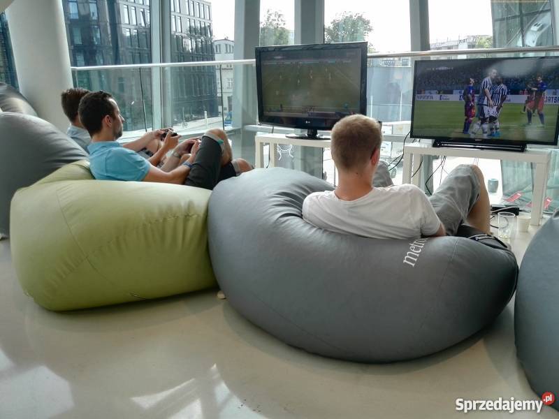 Wynajem konsol do gier 4 Xbox One VR 3 kraj Wrocław